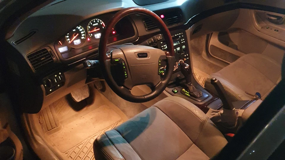 Volvo S80 T6