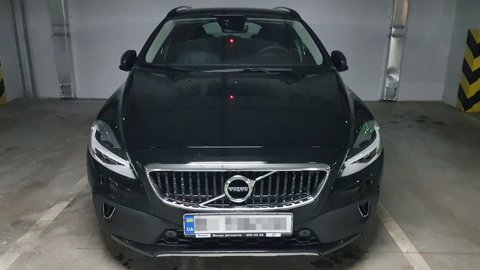 Volvo V40 Cross Country 2