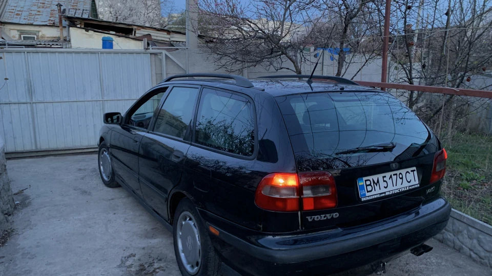 Volvo V40 4