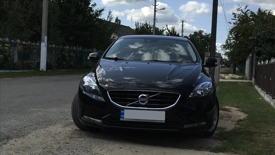 Volvo V40