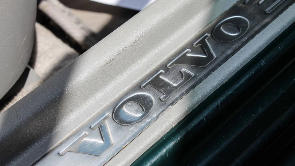 Volvo V40 4