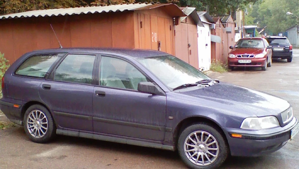 Volvo V40