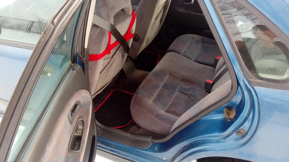 Volvo V40 3