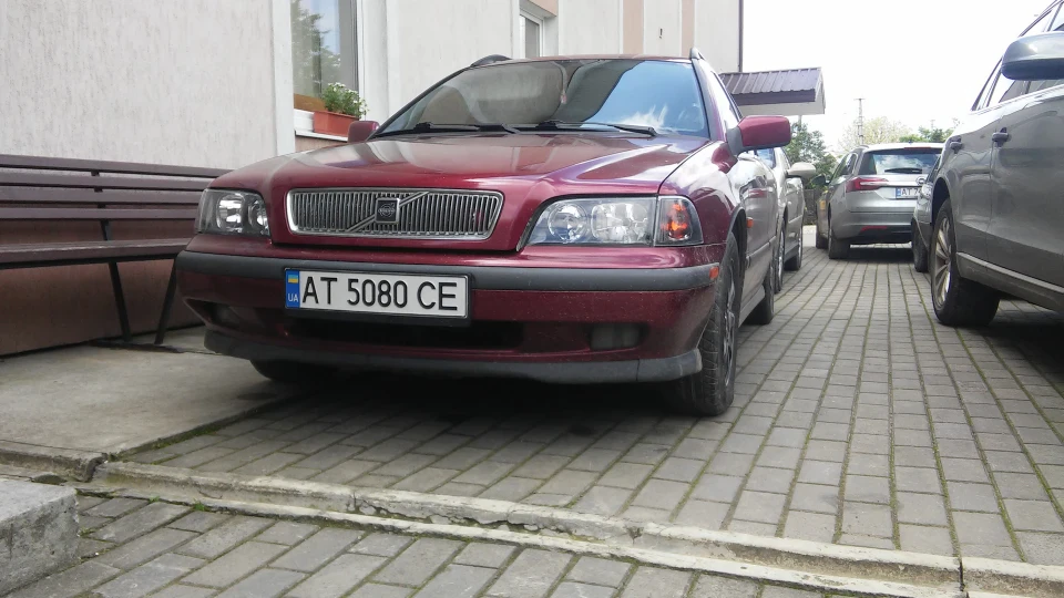Volvo V40 2