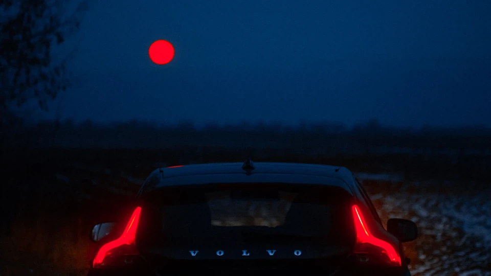 Volvo V40 Азуми Азумі