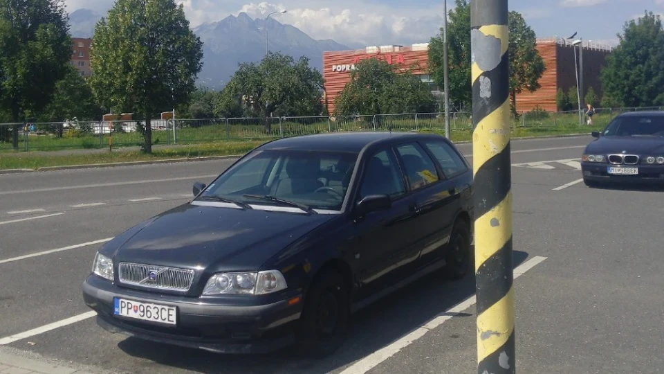 Volvo V40 Мічений 5