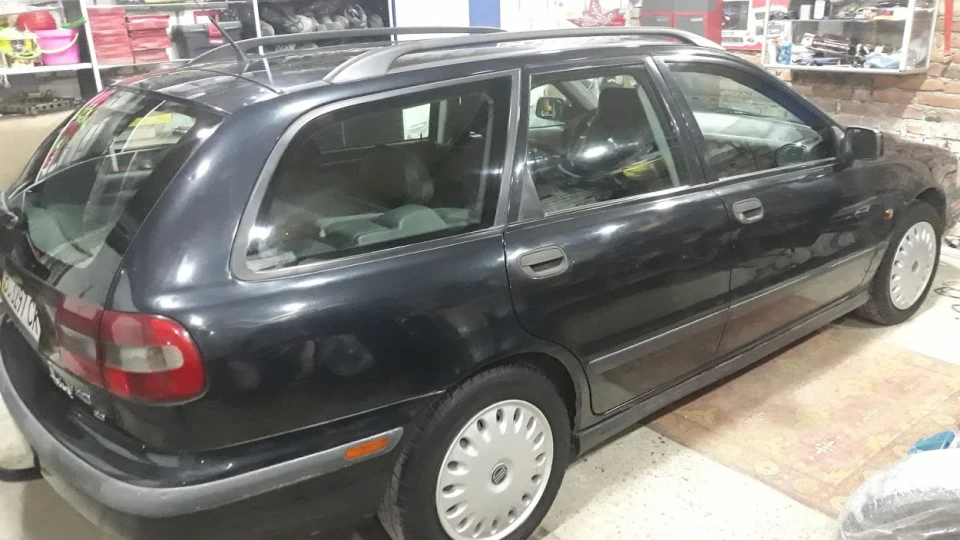 Volvo V40 Потбитий 2