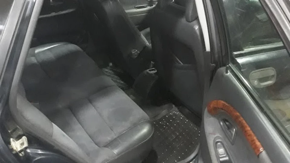 Volvo V40 Потбитий 4