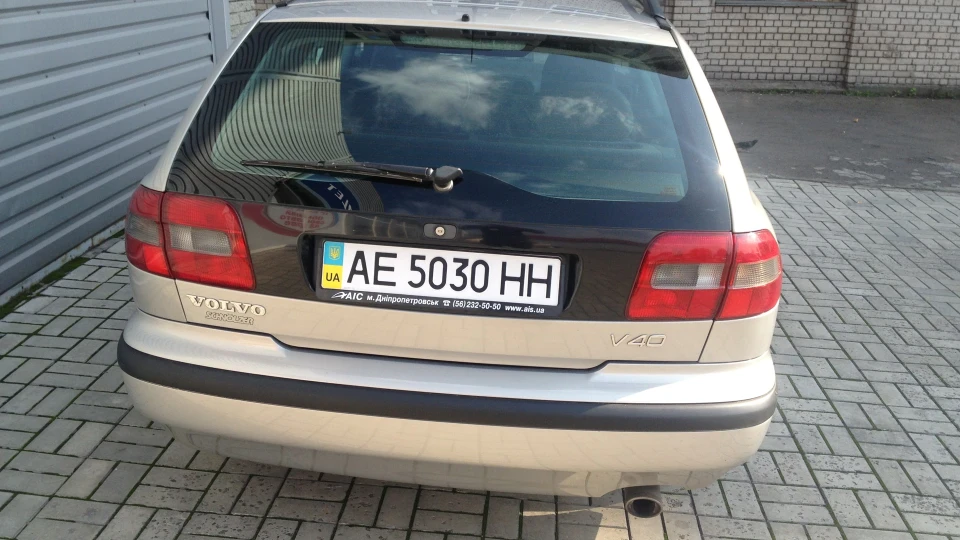 Volvo V40 Шведський Сарайчик 2