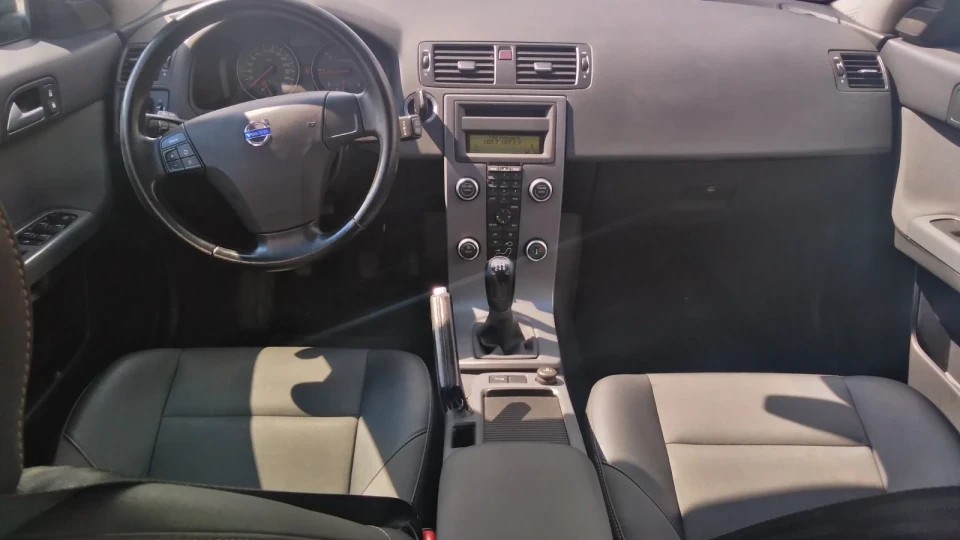 Volvo V50 4