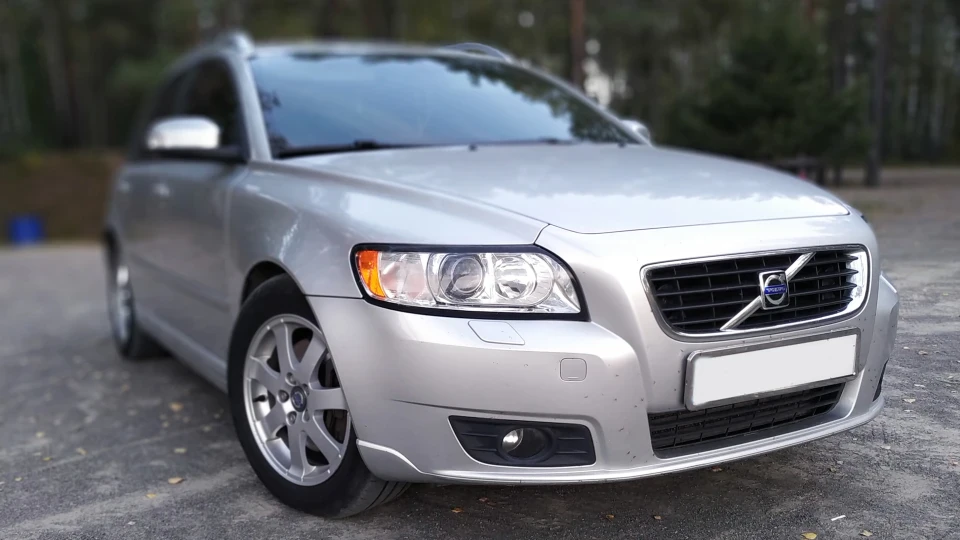 Volvo V50 5