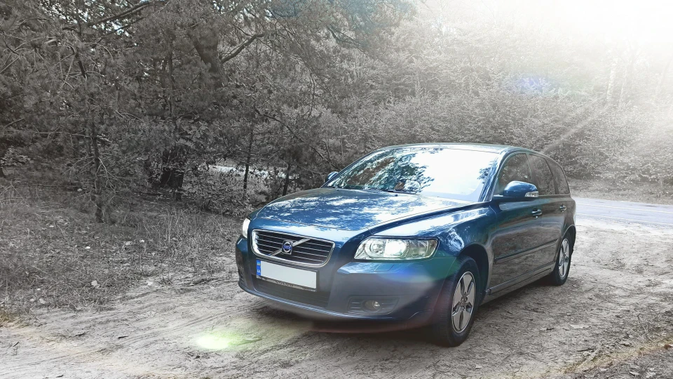 Volvo V50 3