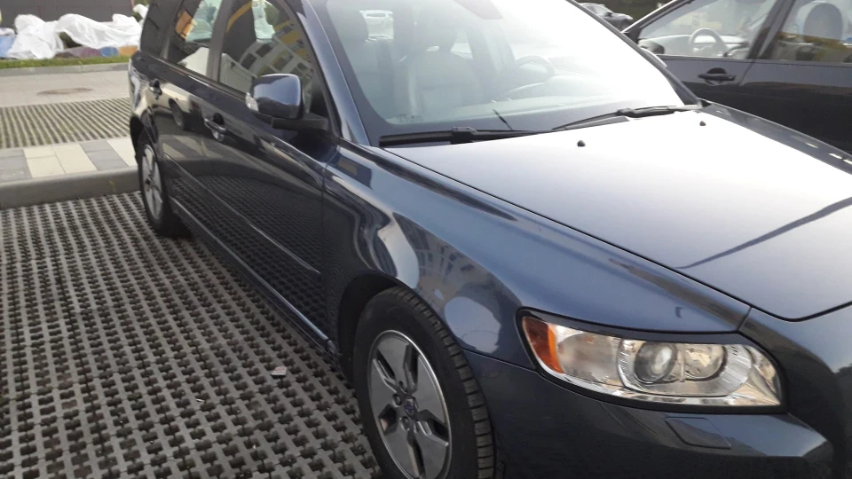 Volvo V50 5