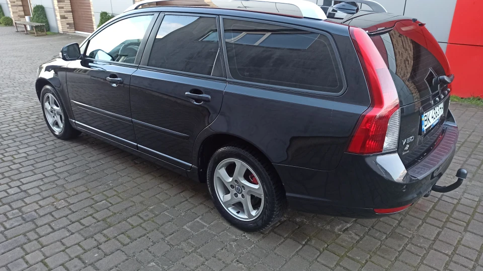 Volvo V50 5
