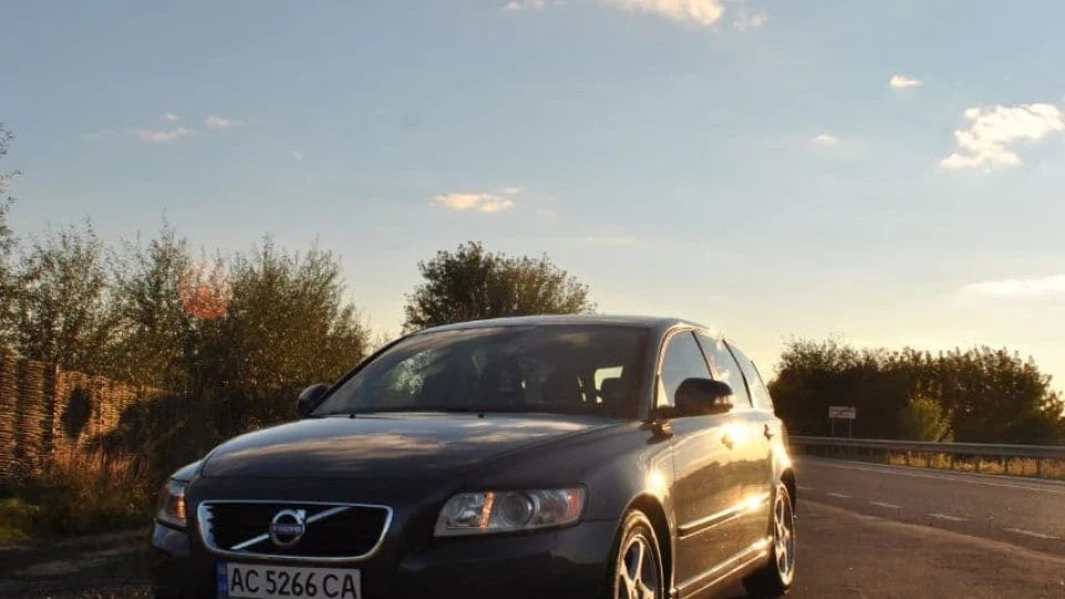 Volvo V50 5