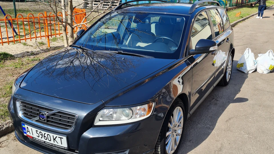 Volvo V50