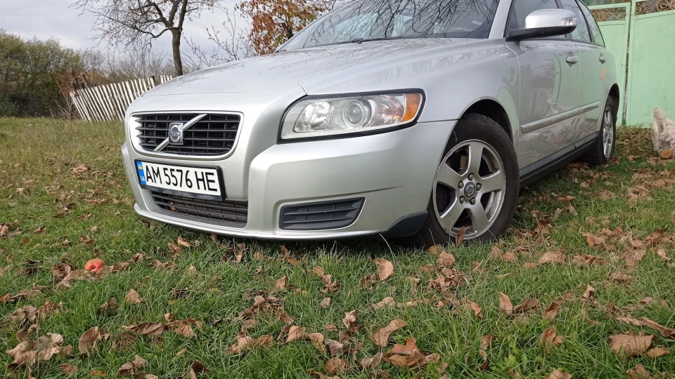 Volvo V50
