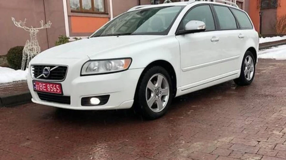Volvo V50 4