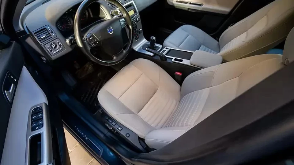 Volvo V50 1.6 D 5