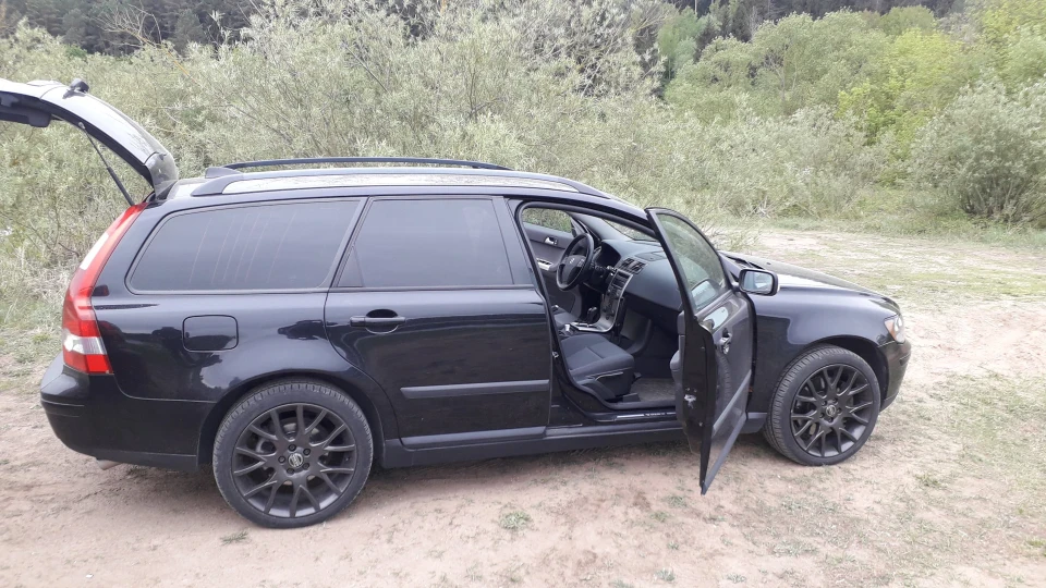 Volvo V50 2.5 т5 awd
