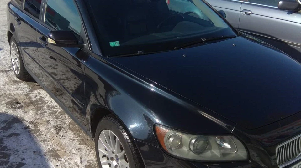 Volvo V50 БеZZубік