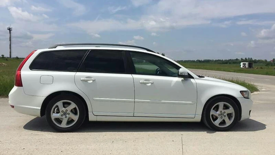 Volvo V50 D2