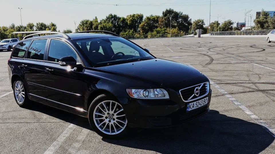 Volvo V50 D4164T