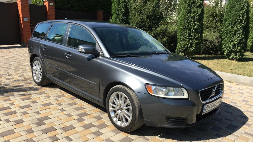 Volvo V50 Корабель
