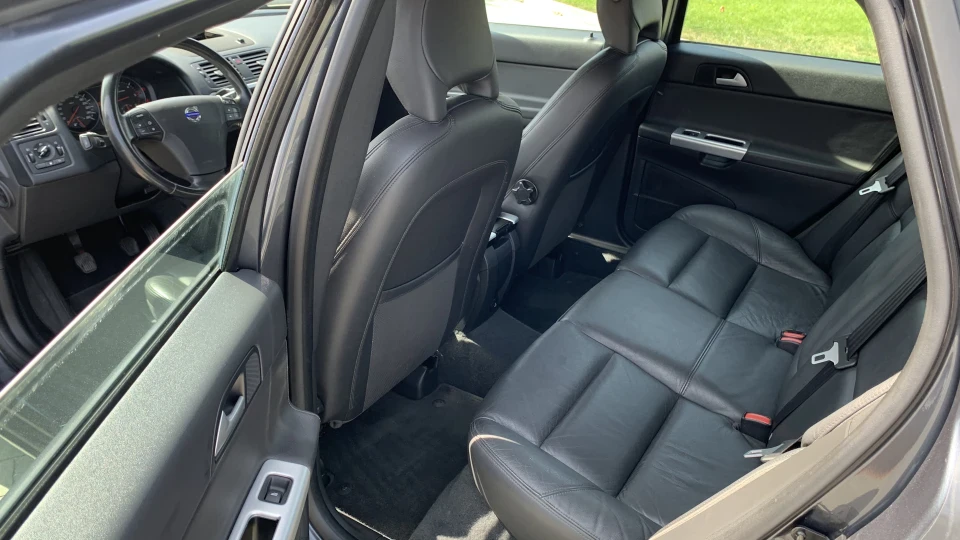 Volvo V50 Пафосний Фокус