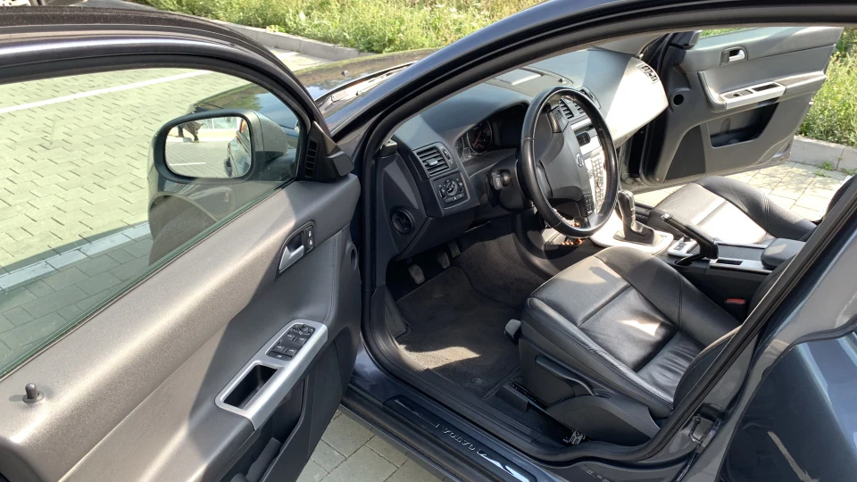 Volvo V50 Пафосний Фокус 4
