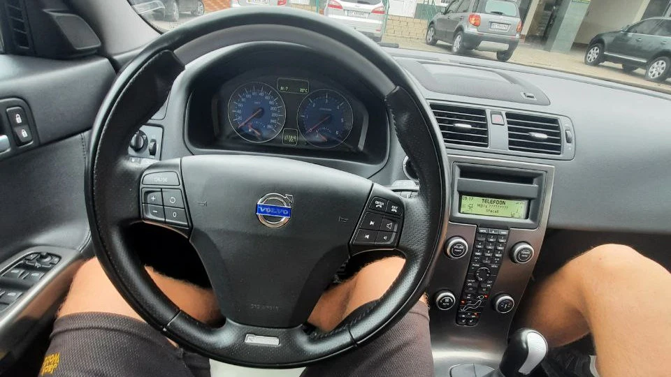 Volvo V50 R-design