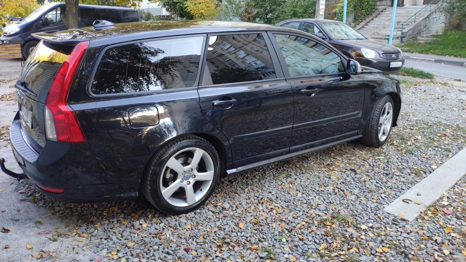 Volvo V50 R-designe 4