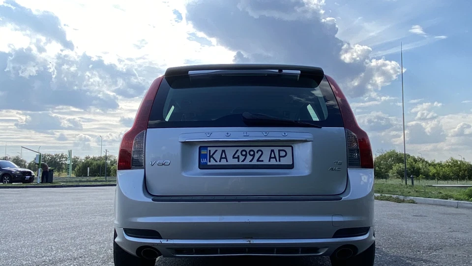 Volvo V50 T5 AWD R-design 3