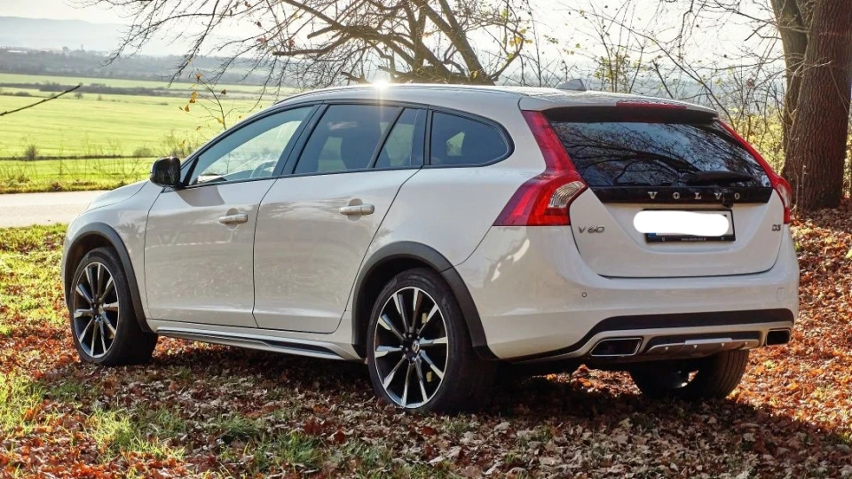 Volvo V60 Cross Country D3 Summum