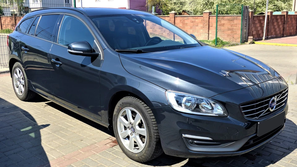 Volvo V60 2