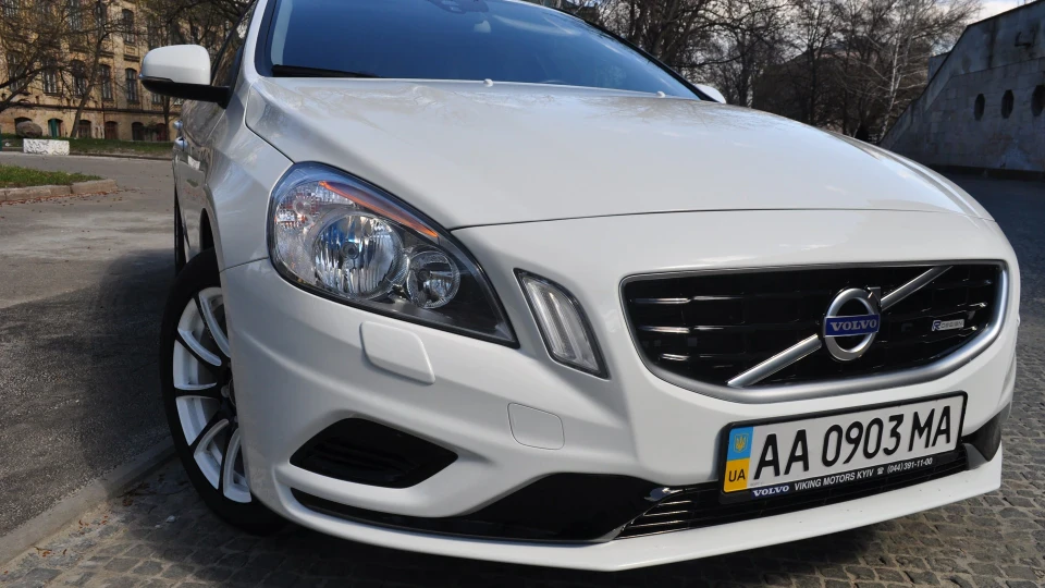 Volvo V60 Вольвентоz 2