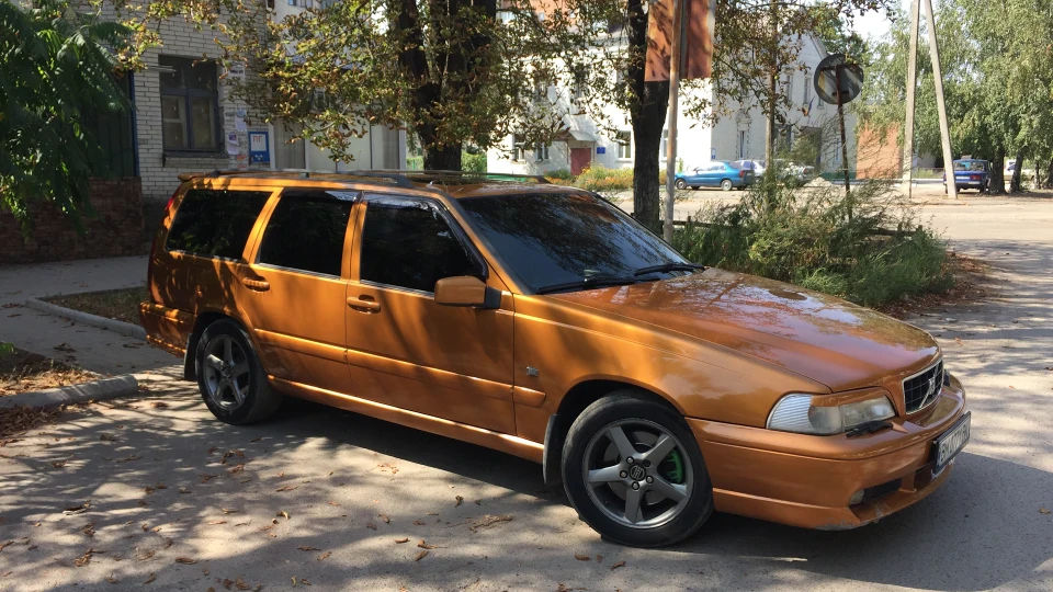 Volvo V70 R 4