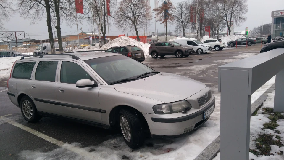 Volvo V70 2