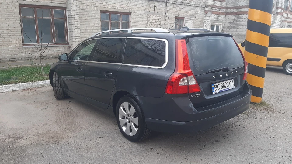 Volvo V70 2.0 summum 2