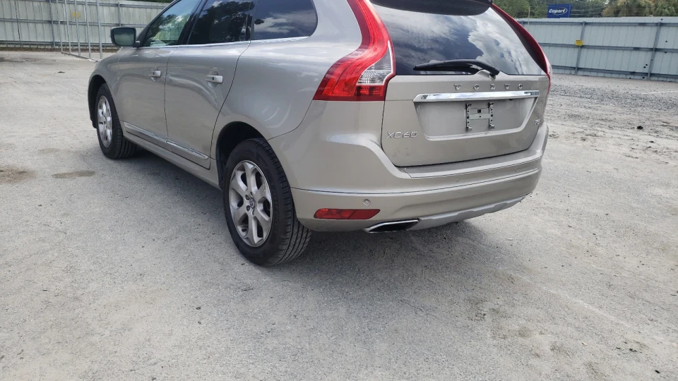 Volvo XC60 2.0 T5
