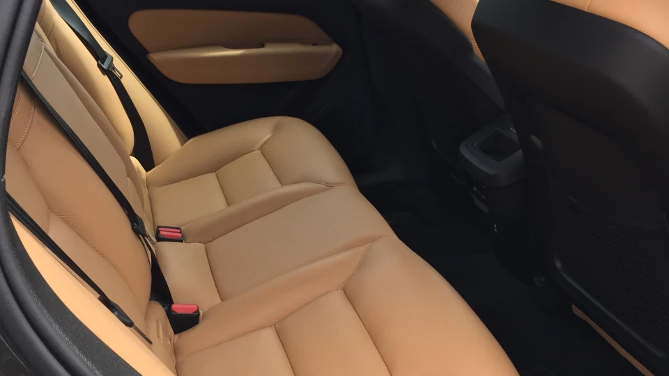 Volvo XC60 Momentum D4 3