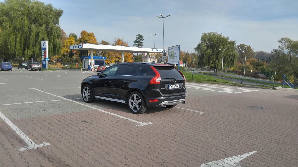 Volvo XC60 R Design 3