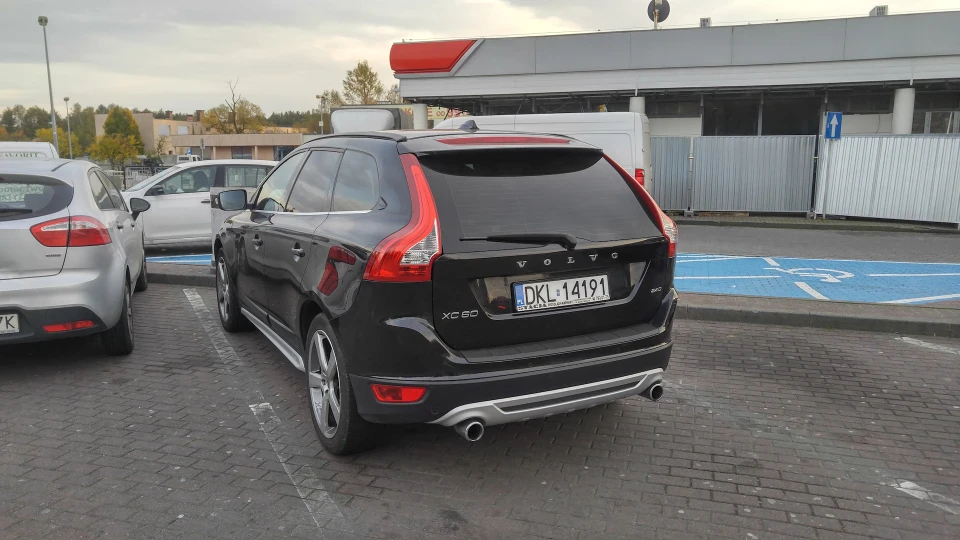 Volvo XC60 R Design 4