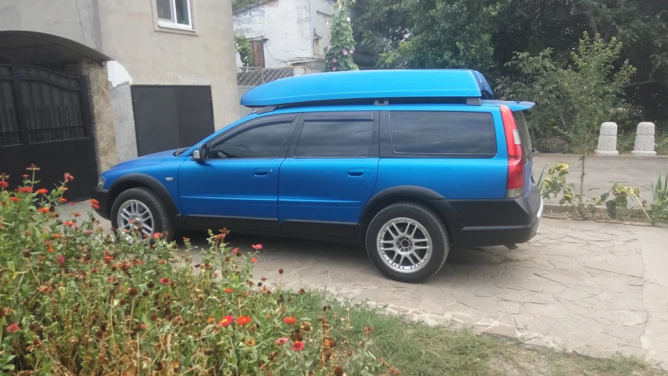 Volvo XC70 4