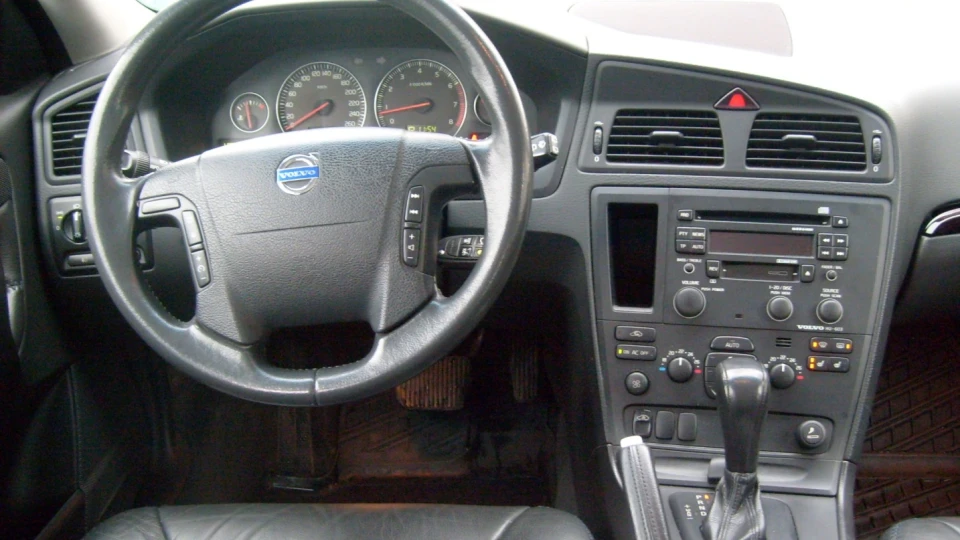 Volvo XC70 2.5T AWD 2