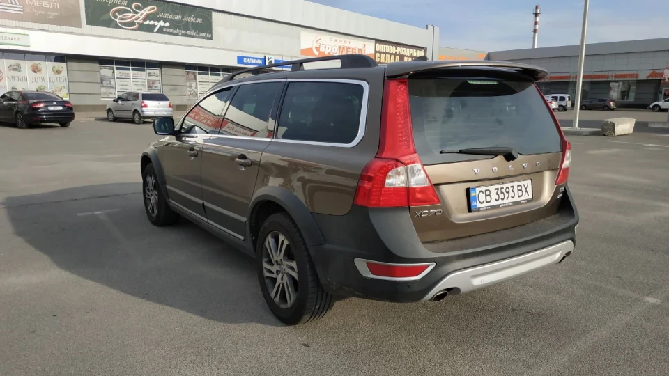 Volvo XC70 From Virtual to Real