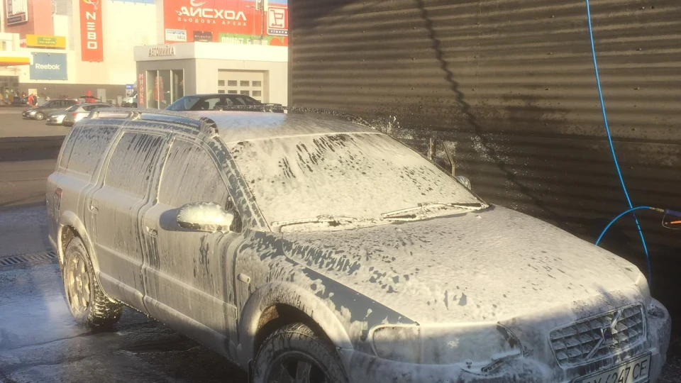 Volvo XC70 Volvo cross country 3