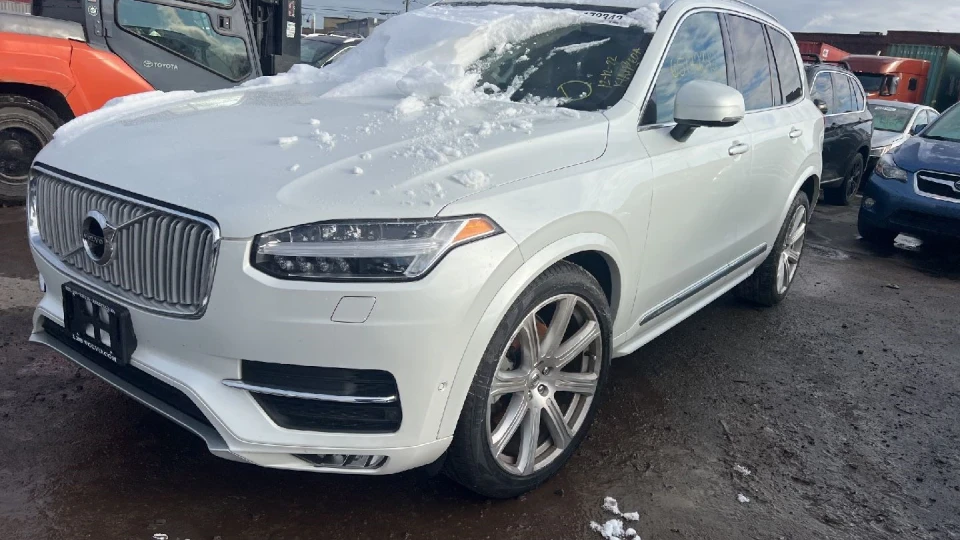 Volvo XC90 2