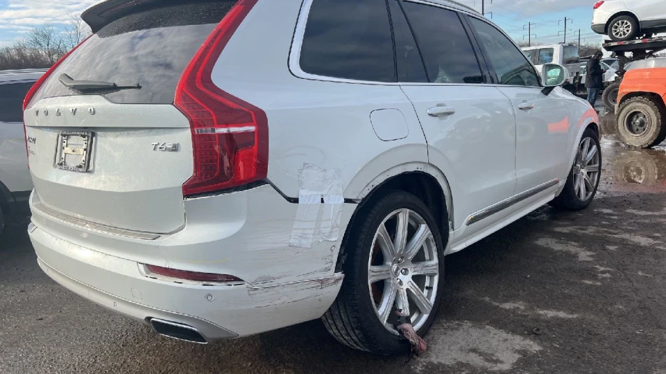 Volvo XC90 5