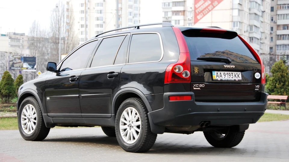 Volvo XC90 4